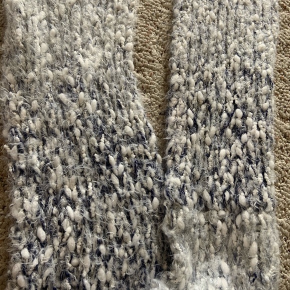 Infinity Scarf - Picture 4 of 4